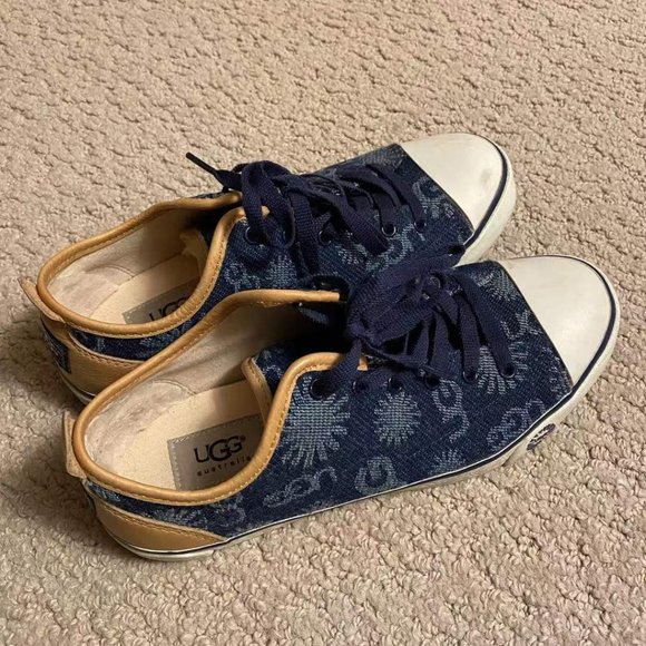 UGG Blue Logo Sneaker (Size 8) - Picture 2 of 5